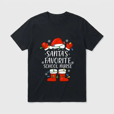 Santa's Favorite School Nurse Santa Hat T-Shirt – Classic T-Shirt in Black