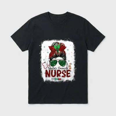Santas Favorite Nurse Christmas Santa Hat T-Shirt – Classic T-Shirt in Black