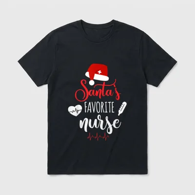 Nurse Christmas Santa's Favorite Xmas Scrub T-Shirt – Classic T-Shirt in Black