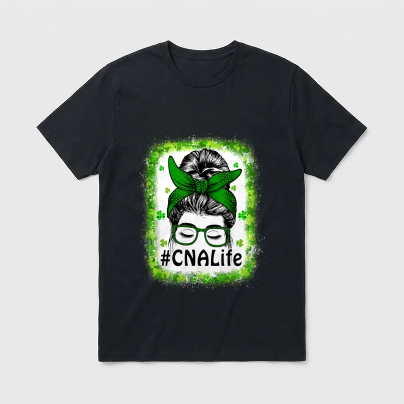 Messy Bun Hair CNA Life Nurse T-Shirt – Messy bun woman with green clover bandana and glasses – Classic T-Shirt in Black