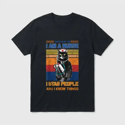 I Am a Cat Nurse Stab T-Shirt – Black cat nurse holding a syringe with stethoscope and sunset – Classic T-Shirt in Black