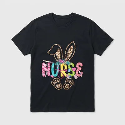 Easter Nurse Bunny Leopard Crew Stethoscope T-Shirt – Classic T-Shirt in Black
