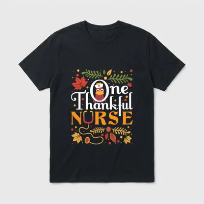 One Thankful Nurse T-Shirt – Turkey in nurse cap with stethoscope and autumn leaves – Classic T-Shirt in Black