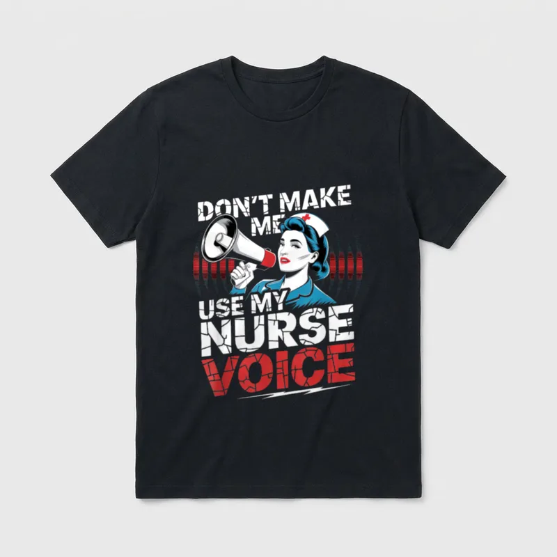 Nurse Life Medical T-Shirt – Retro nurse holding a megaphone with red soundwaves – Classic T-Shirt in Black