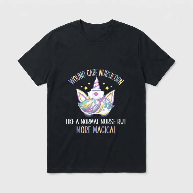 Care Nursicorn Like a Normal Nurse T-Shirt – Wound care nursicorn with nurse cap and pastel horn – Classic T-Shirt in Black