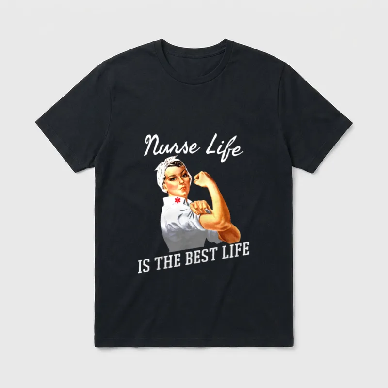 Cute Rosie Riveter Nurse T-Shirt – Classic T-Shirt in Black