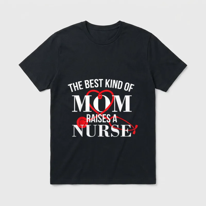 RN LVN CNA Nurse Grad Mom T-Shirt – The Best Kind of Mom Raises a Nurse with red heart stethoscope – Classic T-Shirt in Black