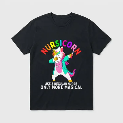 Nurse Unicorn Shirt – Dabbing unicorn in scrubs and nurse hat with rainbow nursicorn text – Classic T-Shirt in Black