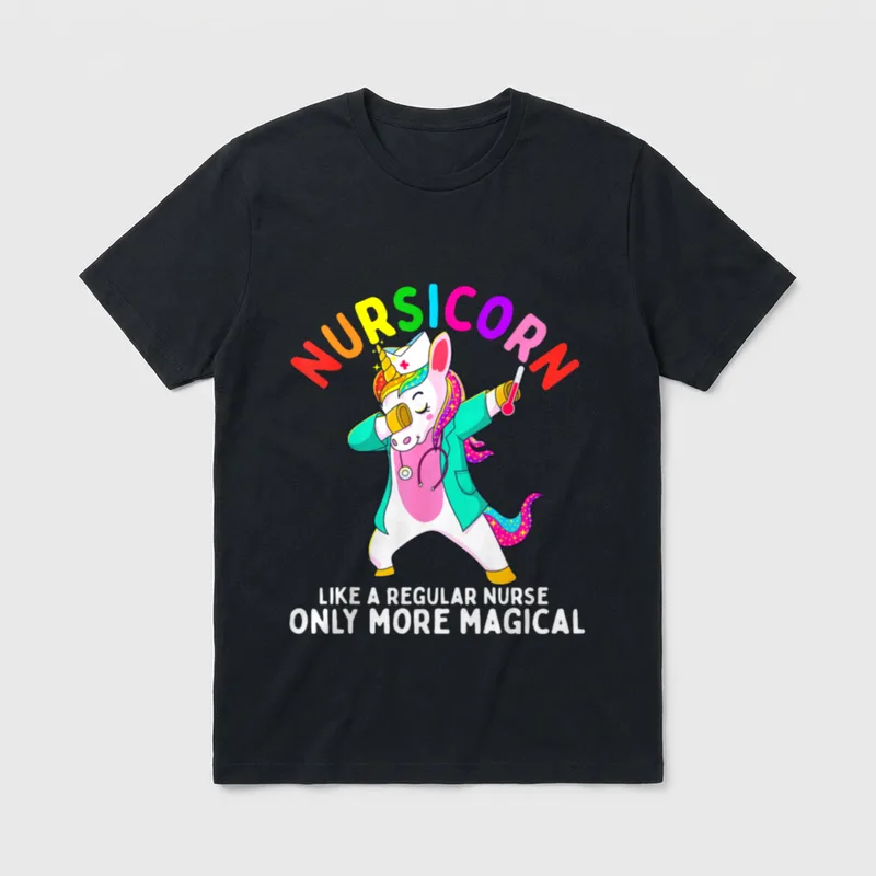 Nurse Unicorn Shirt – Dabbing unicorn in scrubs and nurse hat with rainbow nursicorn text – Classic T-Shirt in Black