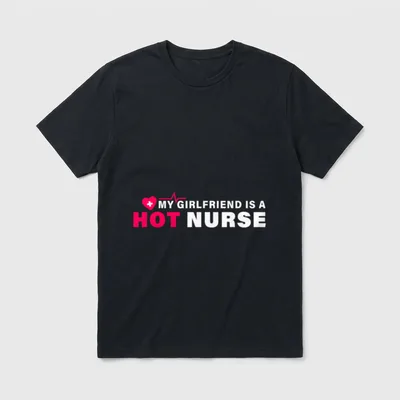 Nursing Saying T-Shirt – MY GIRLFRIEND IS A HOT NURSE with medical heart and pulse line – Classic T-Shirt in Black