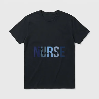 Retro Trauma Nurse Nursing T-Shirt – Layered blue NURSE text with black cursive Trauma overlay – Classic T-Shirt in Black