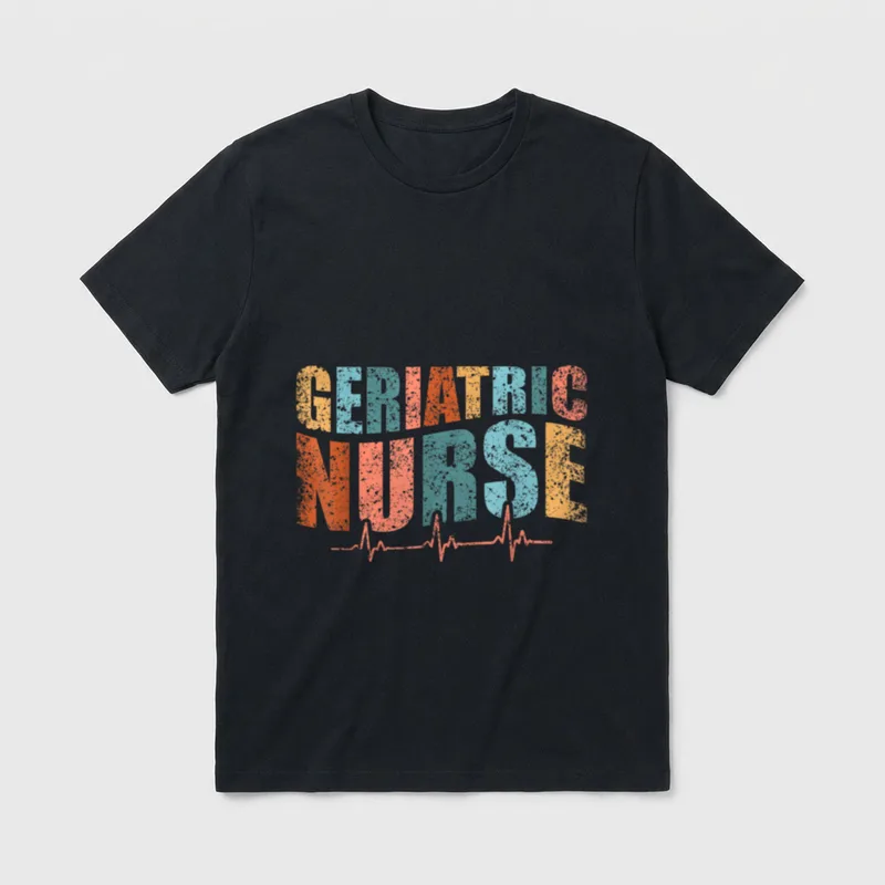 Elderly Nurse Gertiatrie Nursing T-Shirt – “GERIATRIC NURSE” retro lettering with pulse line – Classic T-Shirt in Black