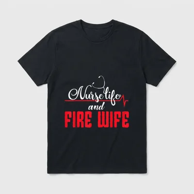 Nurse Life and Fire Wife Helmet T-Shirt – Nurse life and FIRE WIFE with stethoscope and pulse line – Classic T-Shirt in Black