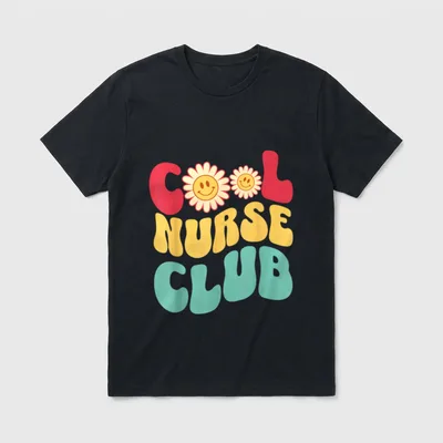 Nurse Club Registered Student Groovy Retro T-Shirt – Classic T-Shirt in Black