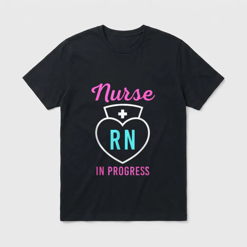 Registered Nurse in Progress RN T-Shirt – Nurse RN IN PROGRESS print with nurse cap and heart – Classic T-Shirt in Black