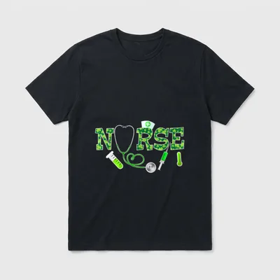 Irish Nurse Shamrock Stethoscope St Patrick's T-Shirt – Classic T-Shirt in Black