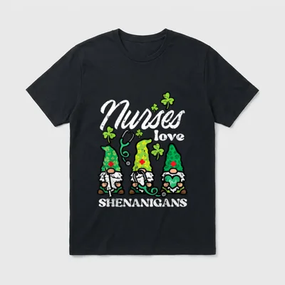 St Nurses Love Shenanigans Gnomes T-Shirt – Classic T-Shirt in Black