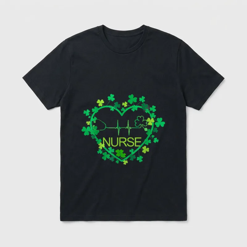 Heart Shamrock Nurse St Patrick's Day T-Shirt – Classic T-Shirt in Black