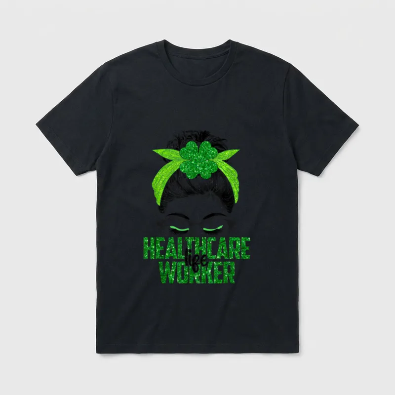 Worker St Day Irish Shamrock Nurse T-Shirt – Classic T-Shirt in Black