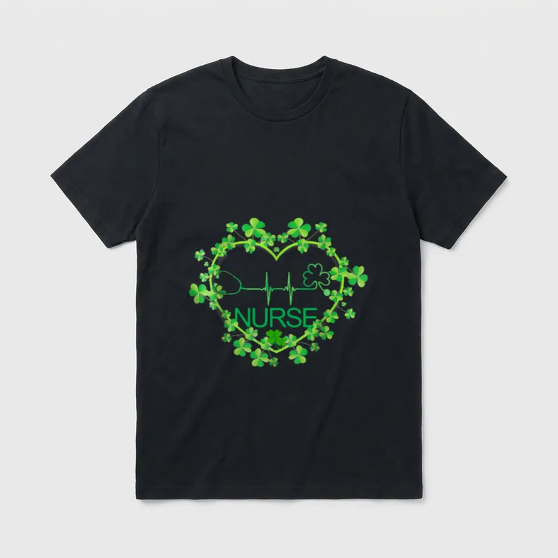 Heart Shamrock Nurse St Patrick's Patty's T-Shirt – Classic T-Shirt in Black