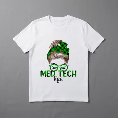 Tech St Day Irish Shamrock Lucky T-Shirt – Classic T-Shirt in Black
