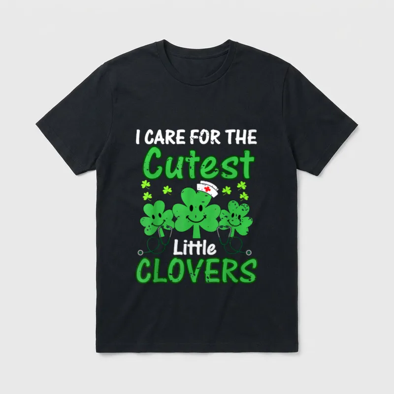 I Care for Cutest Clovers St T-Shirt – Smiling shamrocks wearing stethoscopes and a nurse cap – Classic T-Shirt in Black