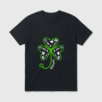 Stethoscope Shamrock Orthopedic Nurse St Day T-Shirt – Classic T-Shirt in Black