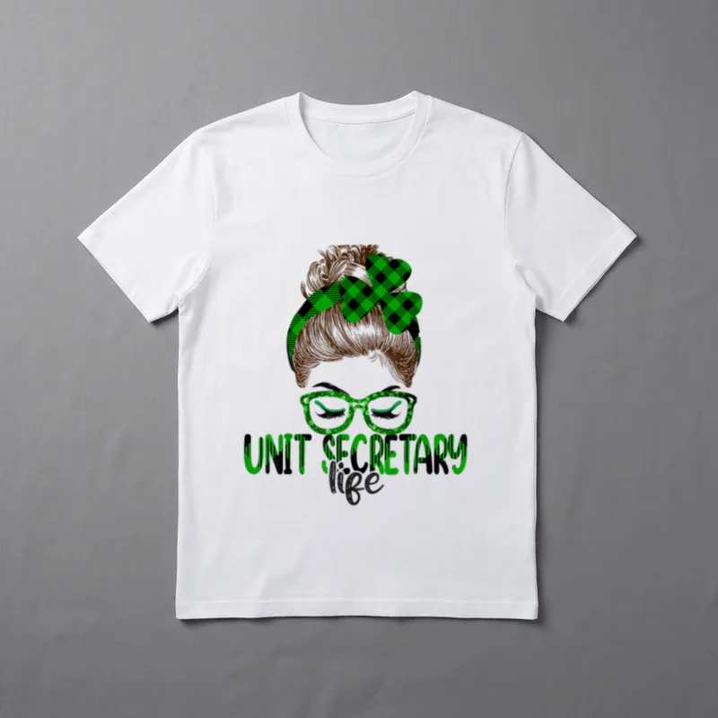 Secretary St Day Irish Shamrock Nurse T-Shirt – Classic T-Shirt in Black