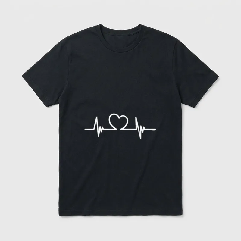 Love My Nurse T-Shirt – Heartbeat monitor pulse line forming a heart shape – Classic T-Shirt in Black