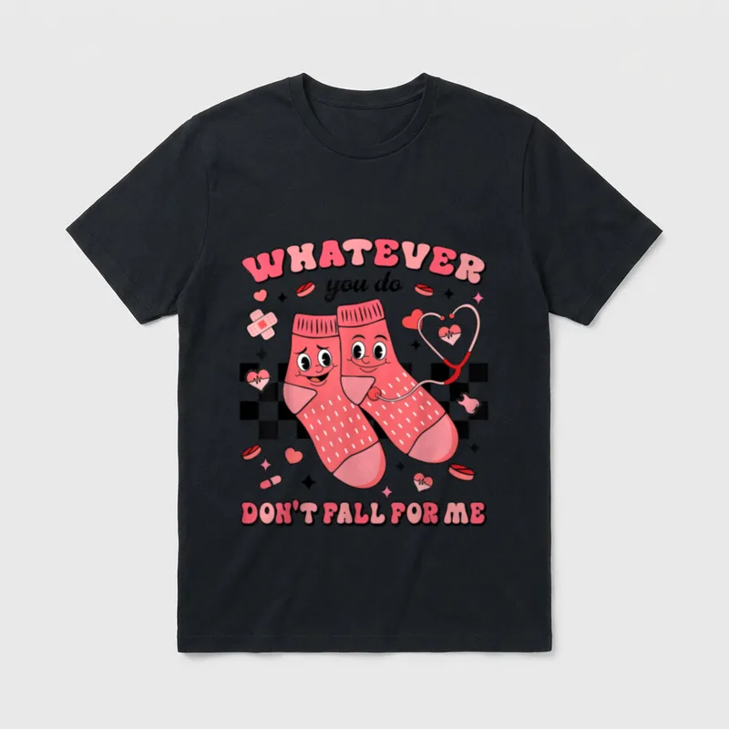 Fall for Me Nurse Valentine T-Shirt – Classic T-Shirt in Black